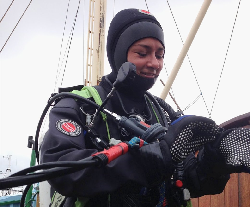 Underwater archaeology diving
